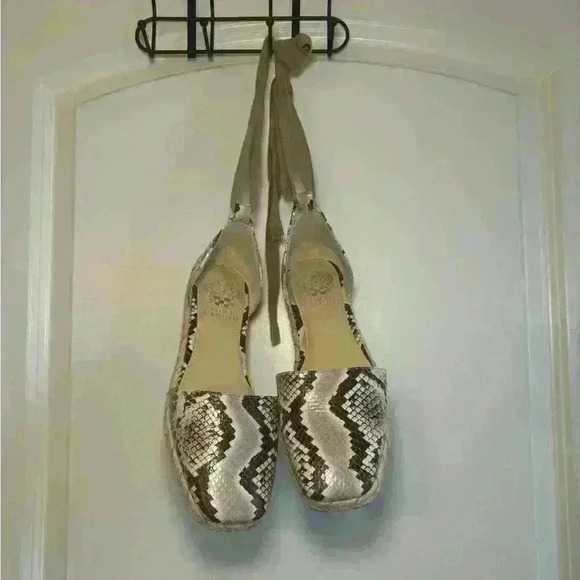 Vince Camuto Jeliany Taupe/ Snakeskin Ribbon Tie Espadrille Sandals Size 7.5. - Picture 3 of 9